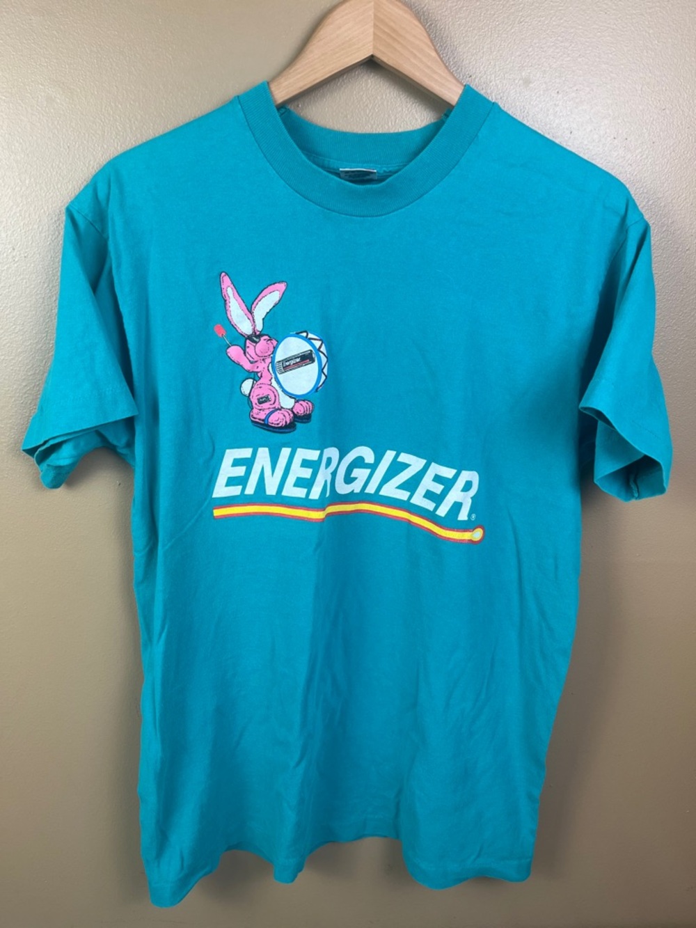 Vintage Fruit of the Loom Energizer Bunny Graphic Tee Size Large